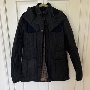 Barbour Women’s Navy Quilted Hooded Jacket